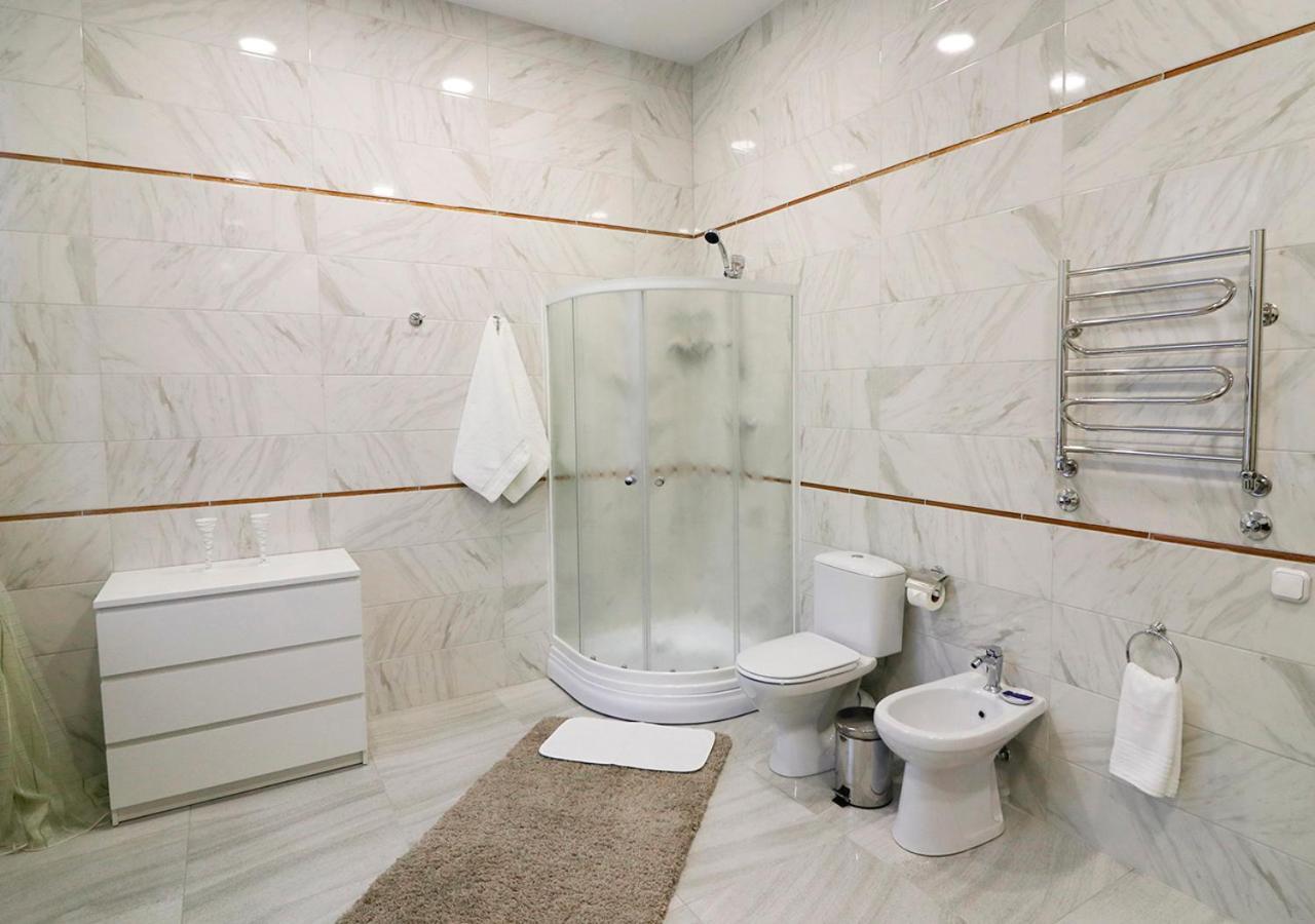 Vip Apartments Dipservice Hall Minsk Eksteriør bilde