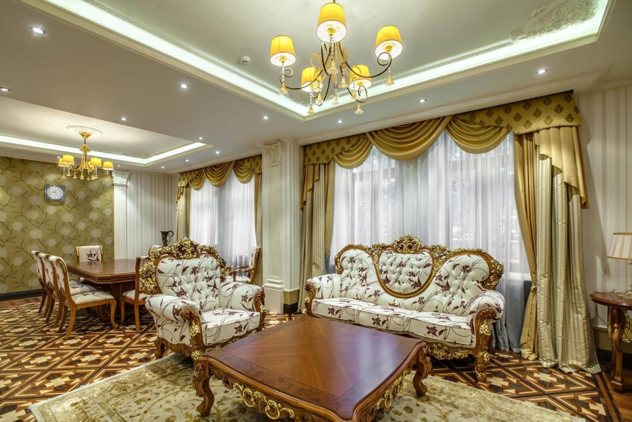 Vip Apartments Dipservice Hall Minsk Eksteriør bilde